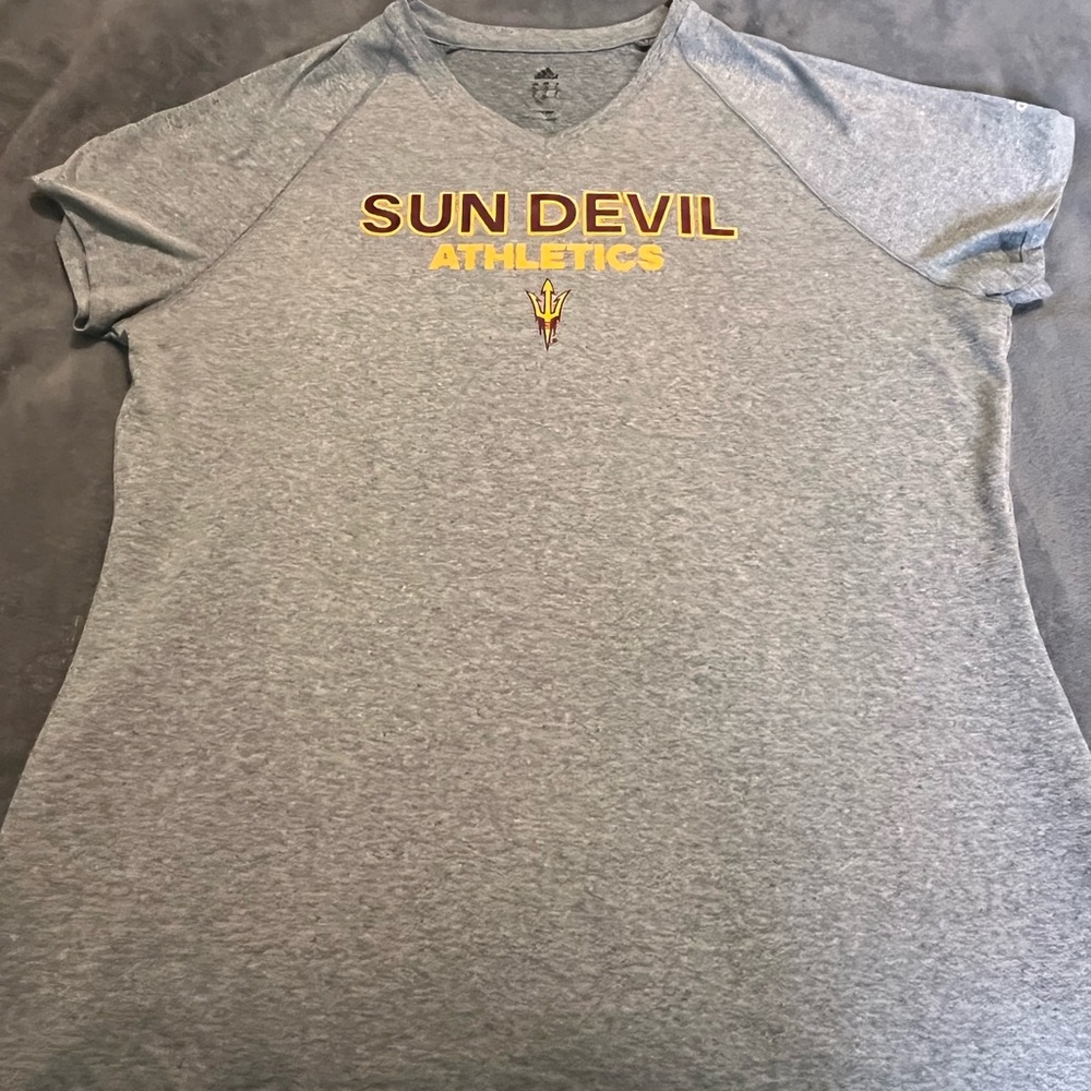 Adidas Sun Devil Athletics Grey Women’s tshirt size xl